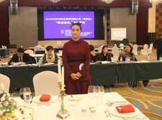 16酒店3+2班 张雪同学获得2018年西式宴会服务大赛二等奖.JPG