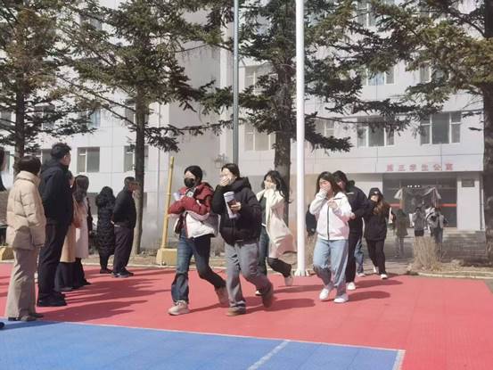 说明: 92552f757a467b0d9f950d11f58ab3f