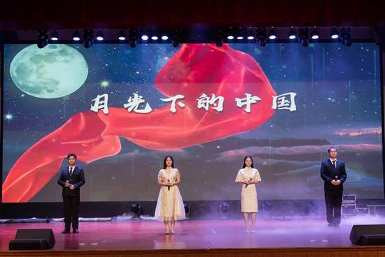 说明: 8信息传媒学院月光下的中国1