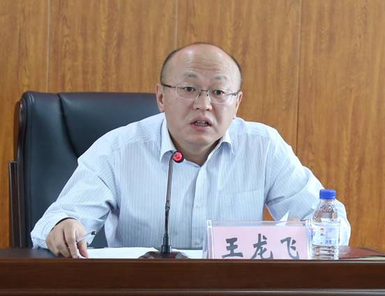 说明: d0d72f30b767421760d55810bb78bb5